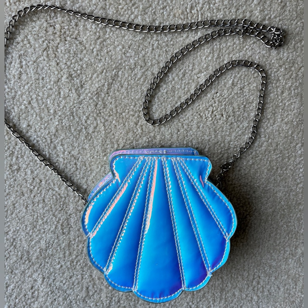 Capelli New York girls shell purse iridescent